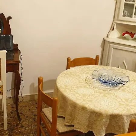 Casa Forner, Lejlighed